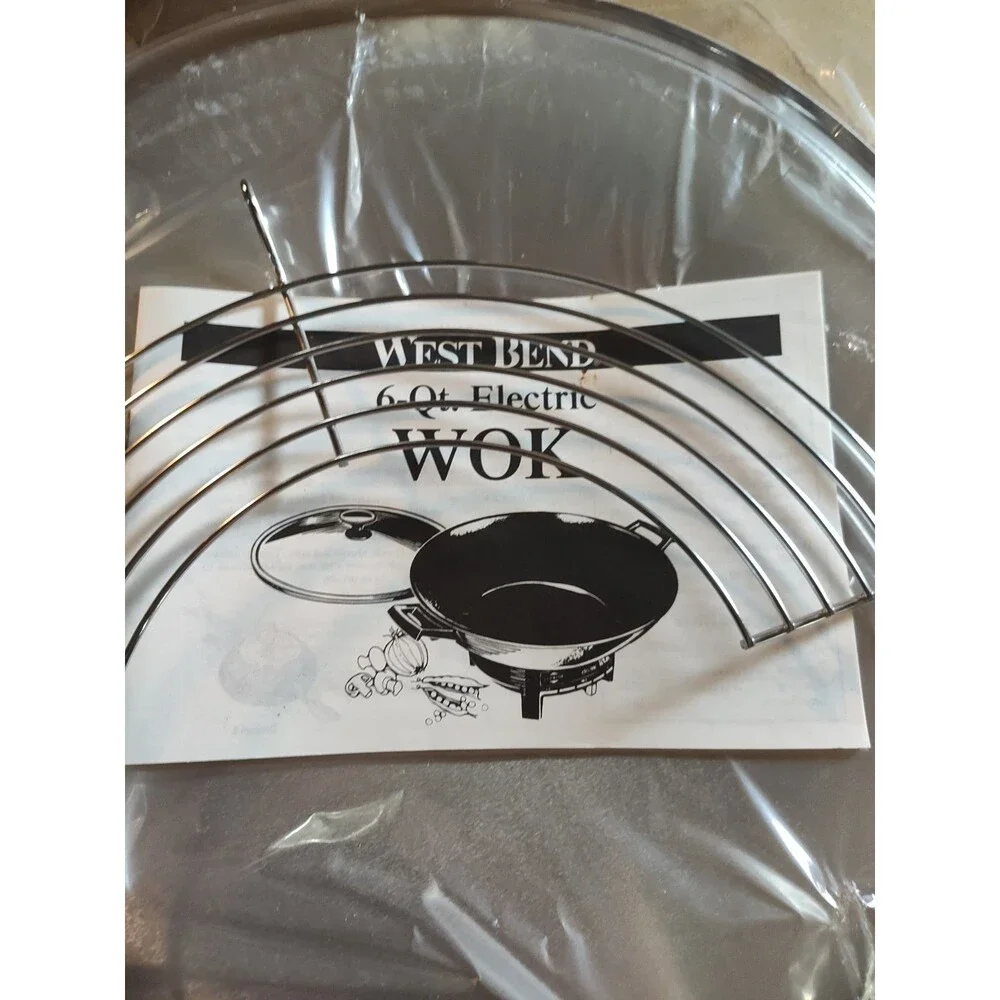 West Bend Six Quart Electric Walk 79525 X (1080)